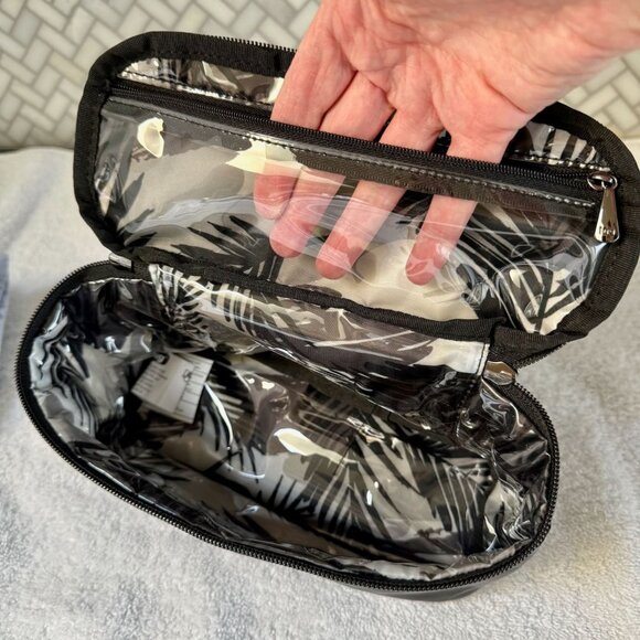 Lug Dolly Short - Midnight Black - BNWT - Picture 10 of 11